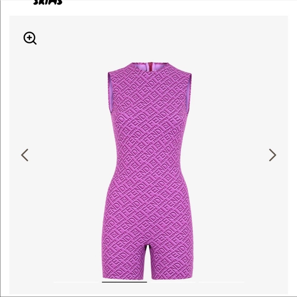 NWT fendi skims body suit. Does not fit.